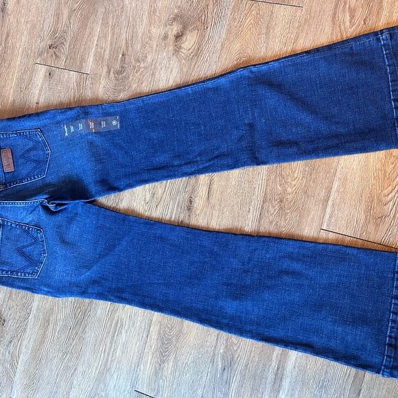 Wrangler Womens Retro Mae Mid Rise Wide Leg Trouser Jeans. 👖 - Picture 15 of 16